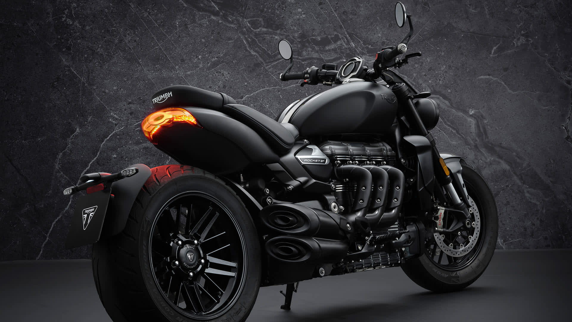 Triumph 2021 Rocket 3 R Black