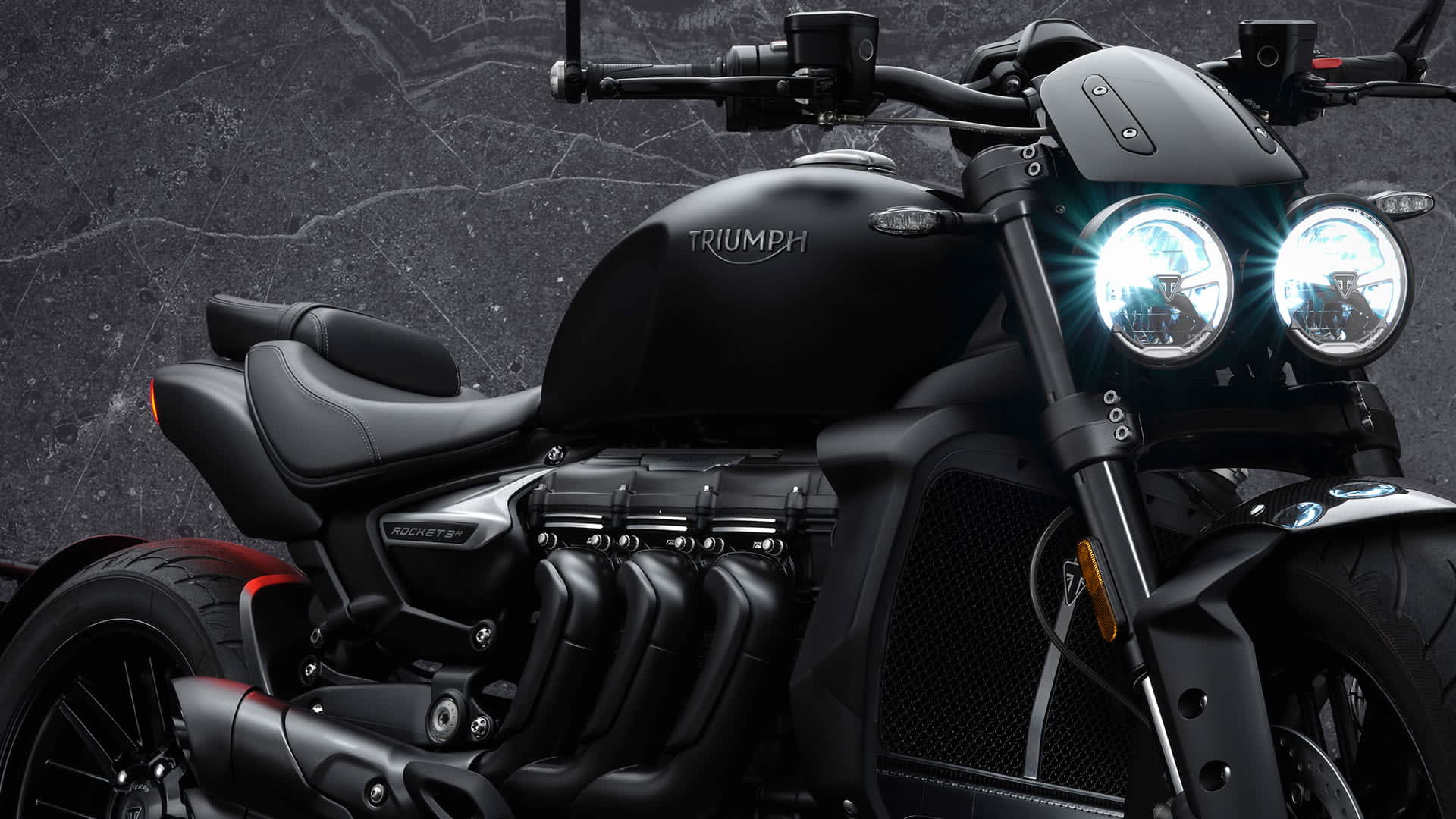 Triumph 2021 Rocket 3 R Black