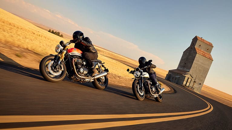 Triumph Speed Twin 1200 and Speed Twin 1200 RS