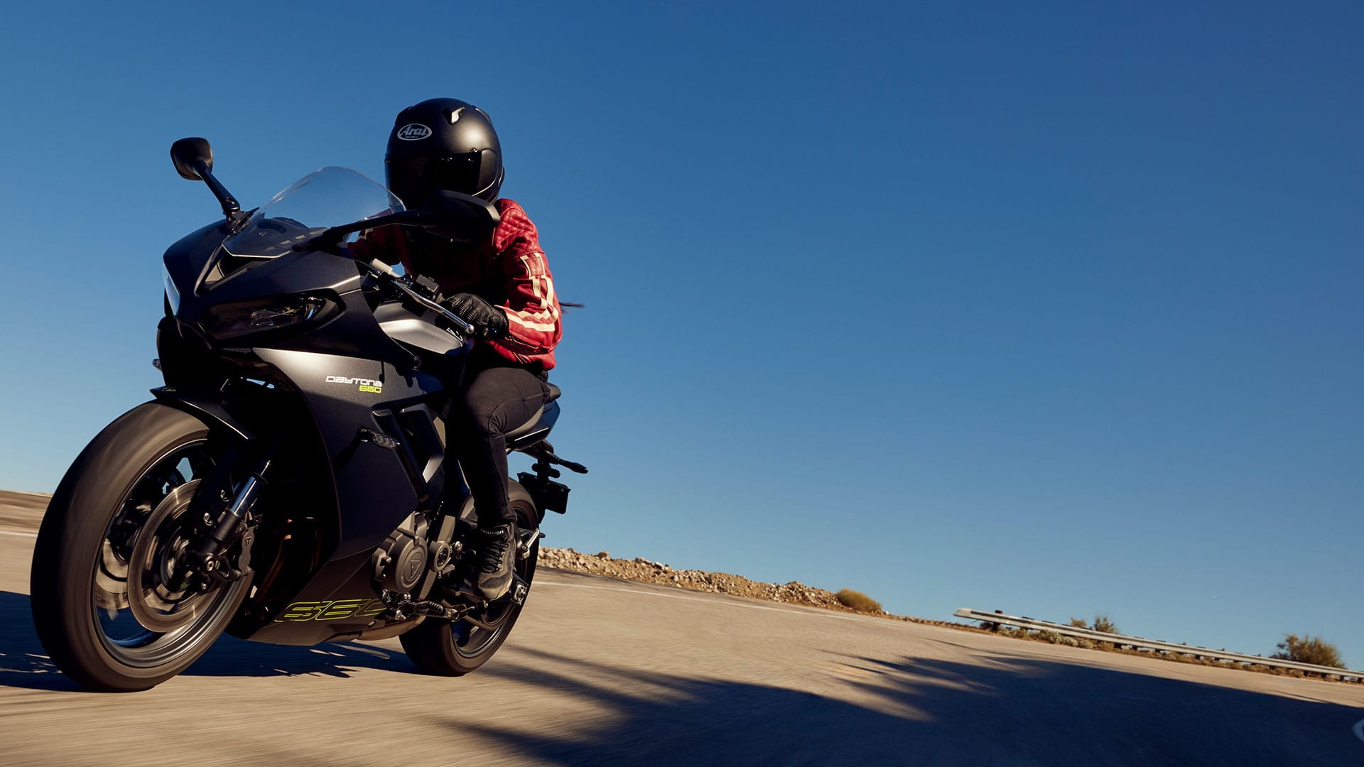 Triumph Daytona 660 riding shot