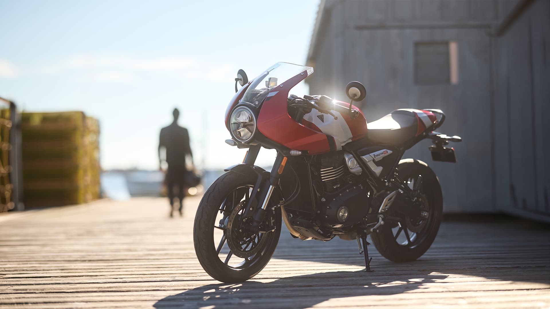 Triumph Thruxton 400 