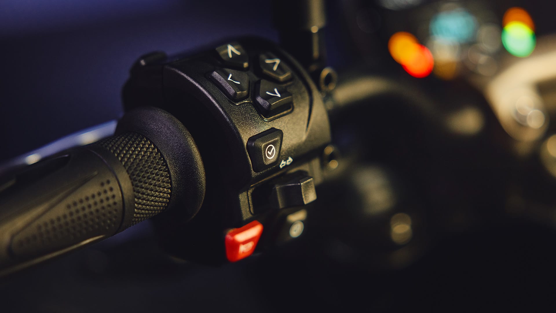 Trident 660