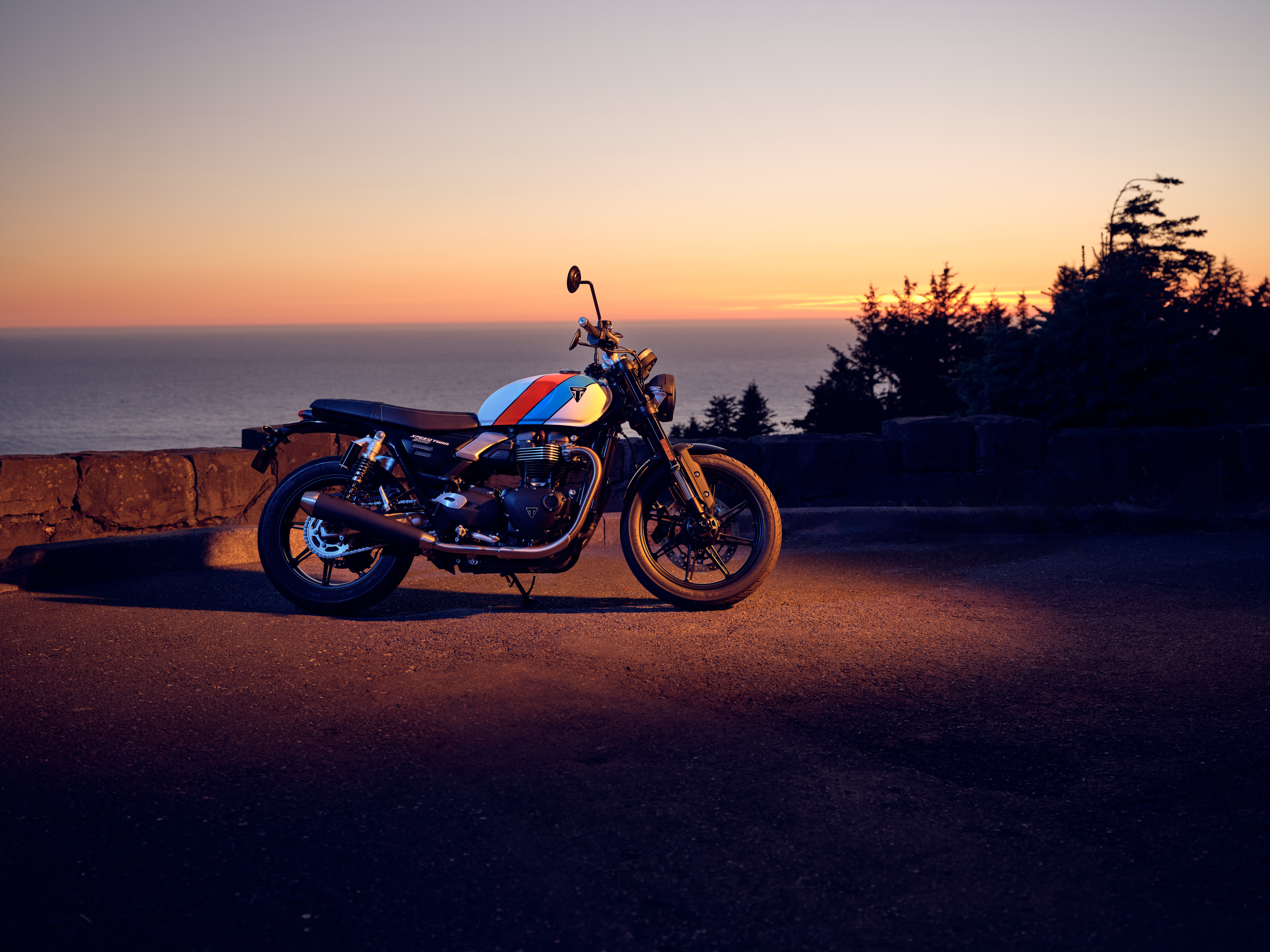 SpeedTwin900_MY25_
