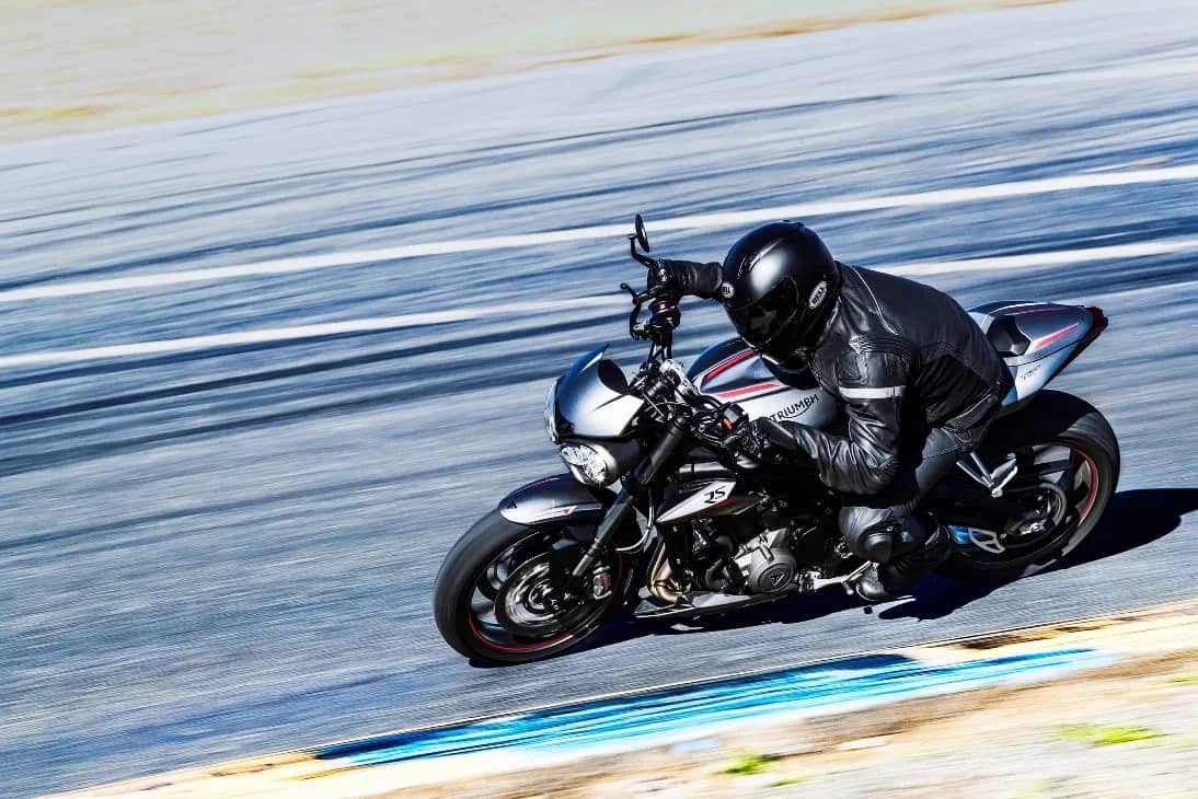 Street Triple RS on corning on a race track