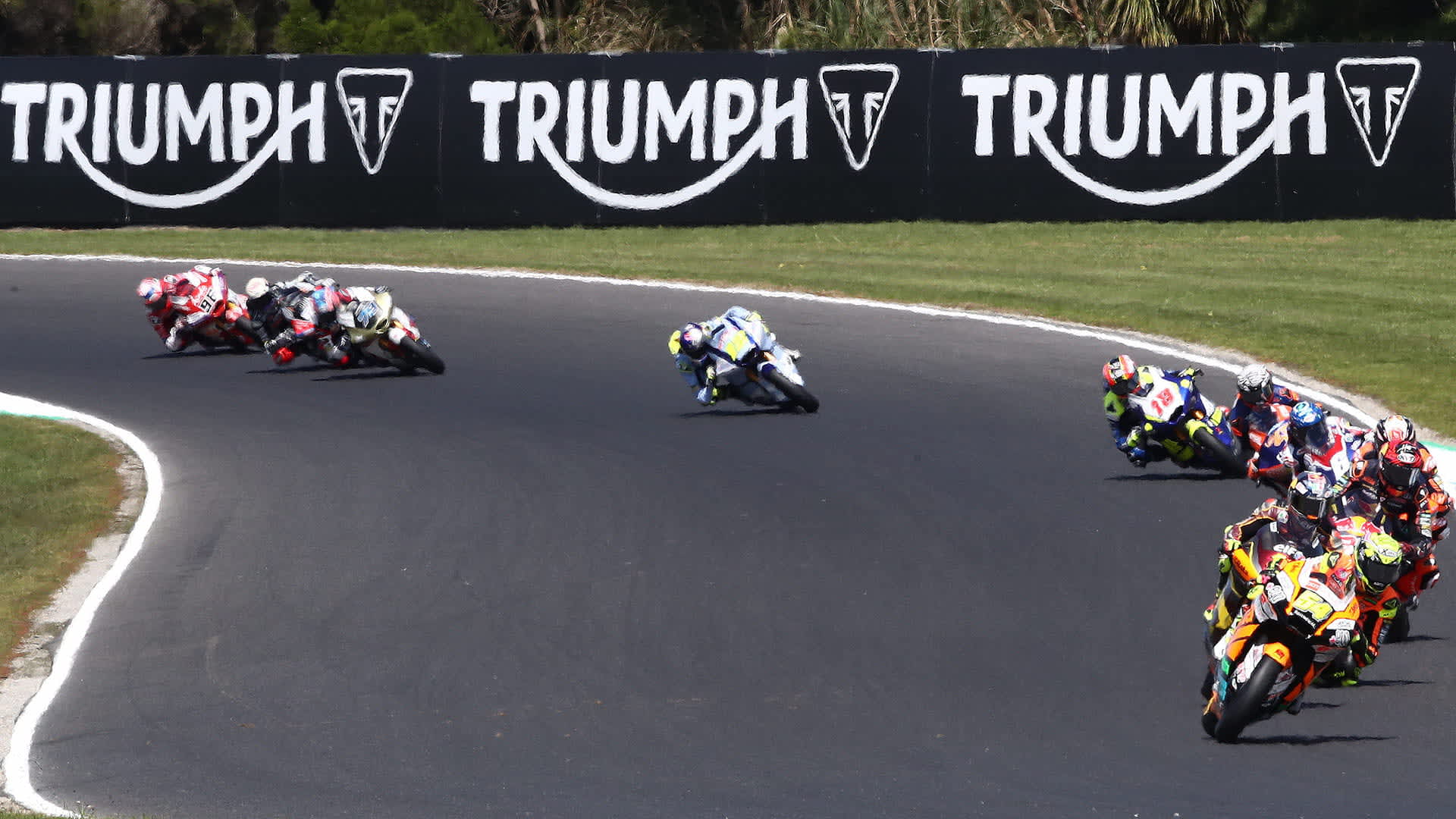 Moto2™ race with Triumph Motorcycles Engines