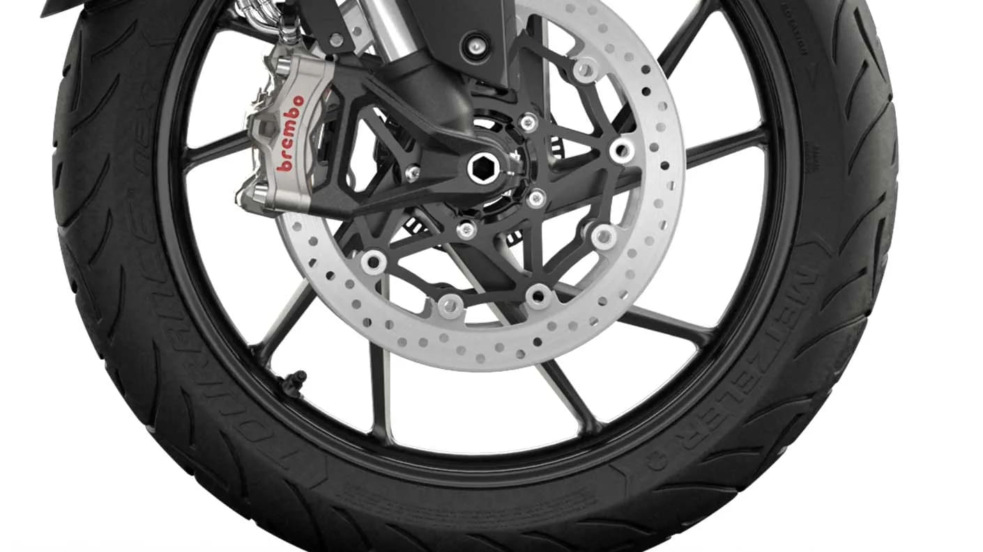 CGI close-up of Tiger 900 GT Low Brembo stylema® brakes