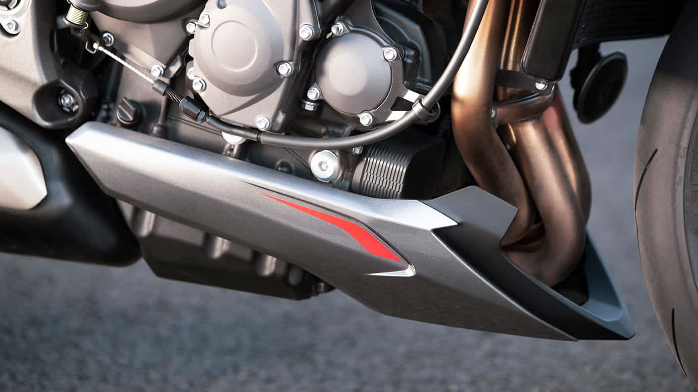 Close-up shot of Street Triple RS's contemporary bodywork in Silver Ice