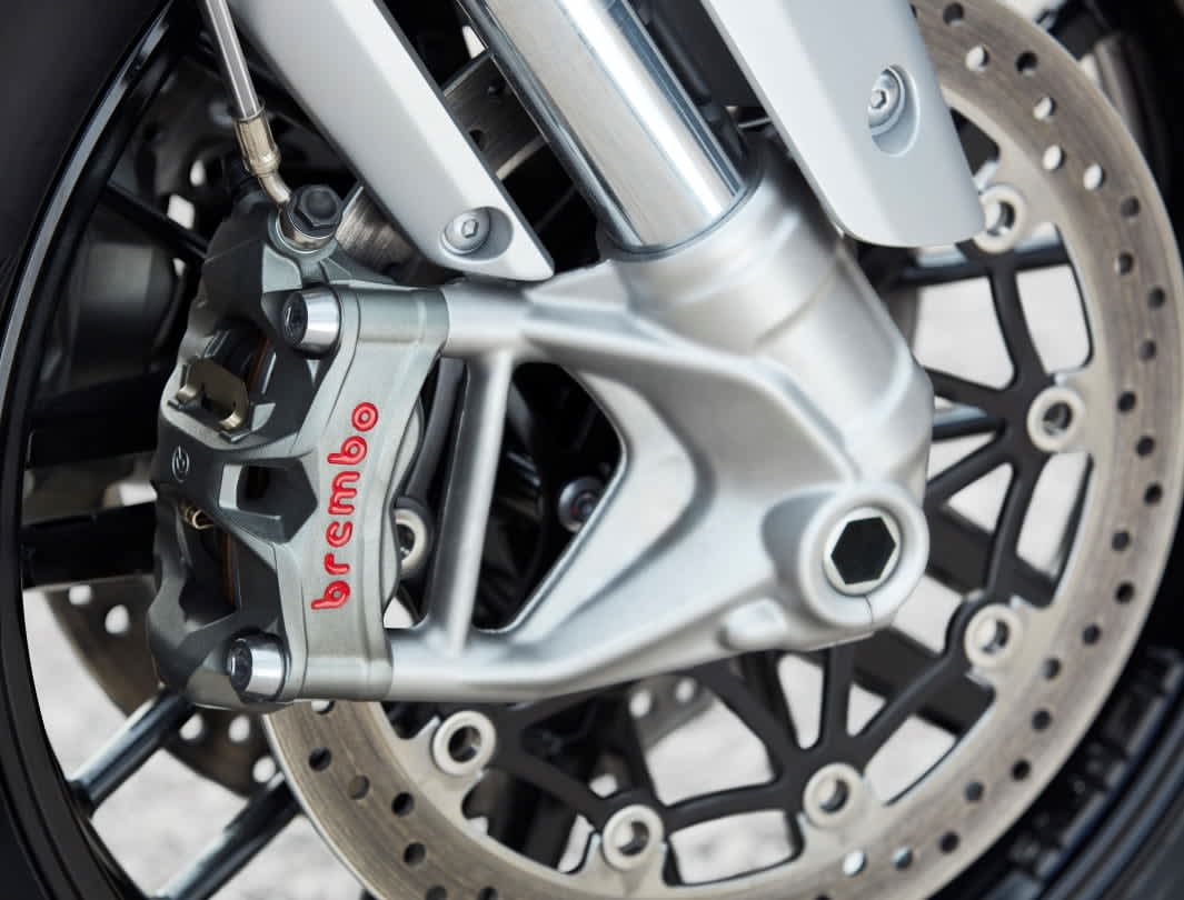 Triumph Rocket 3 Brembo brakes