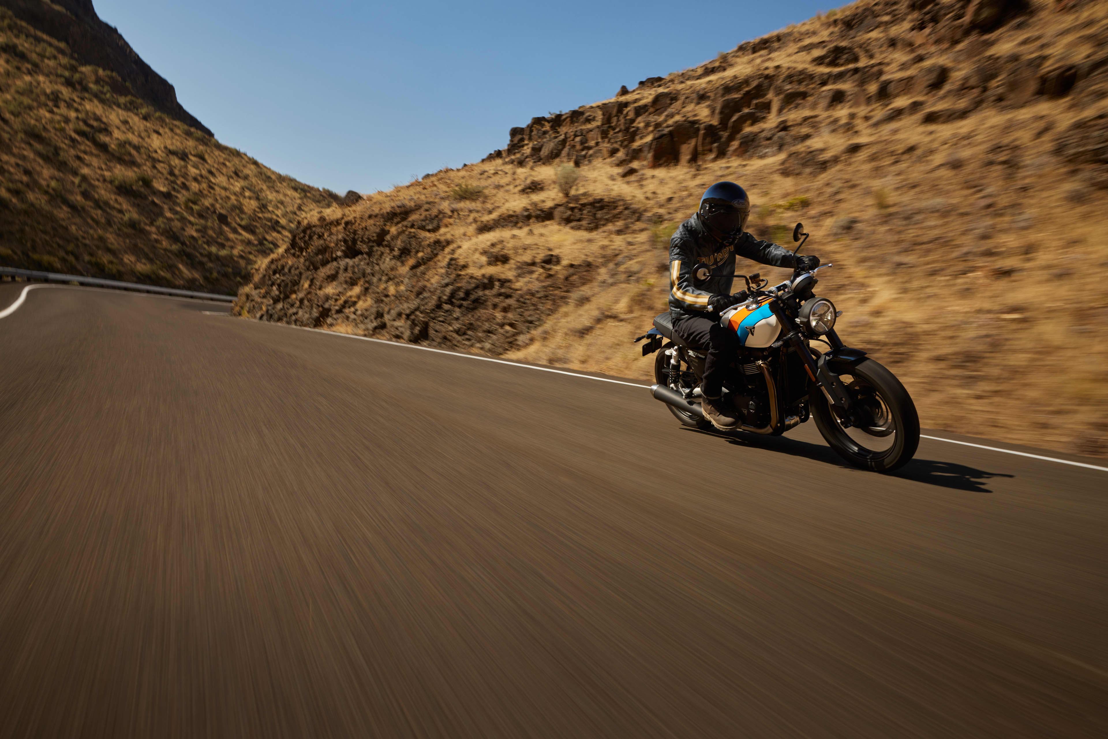 Speed Twin 900