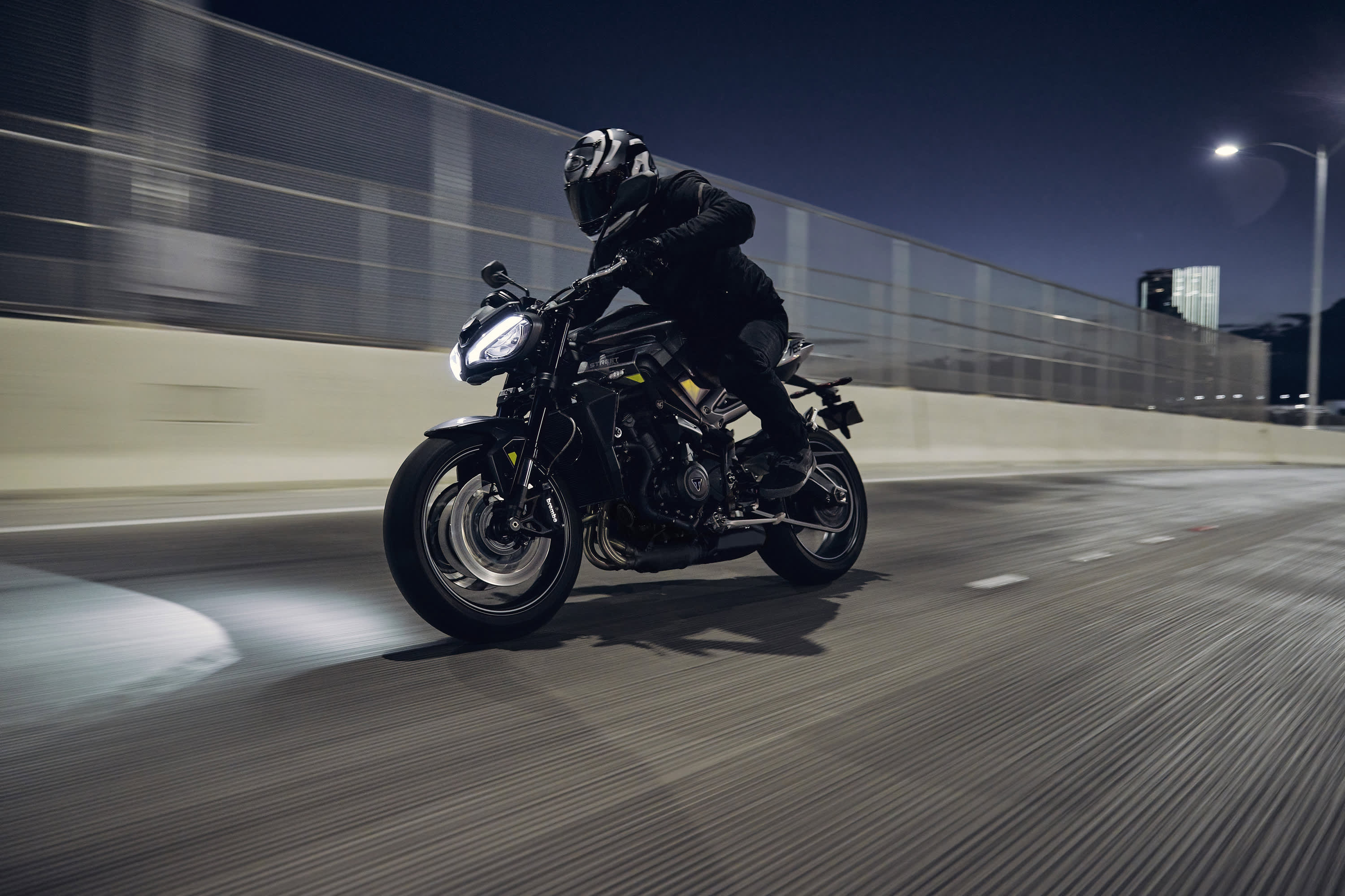 Street Triple R A2