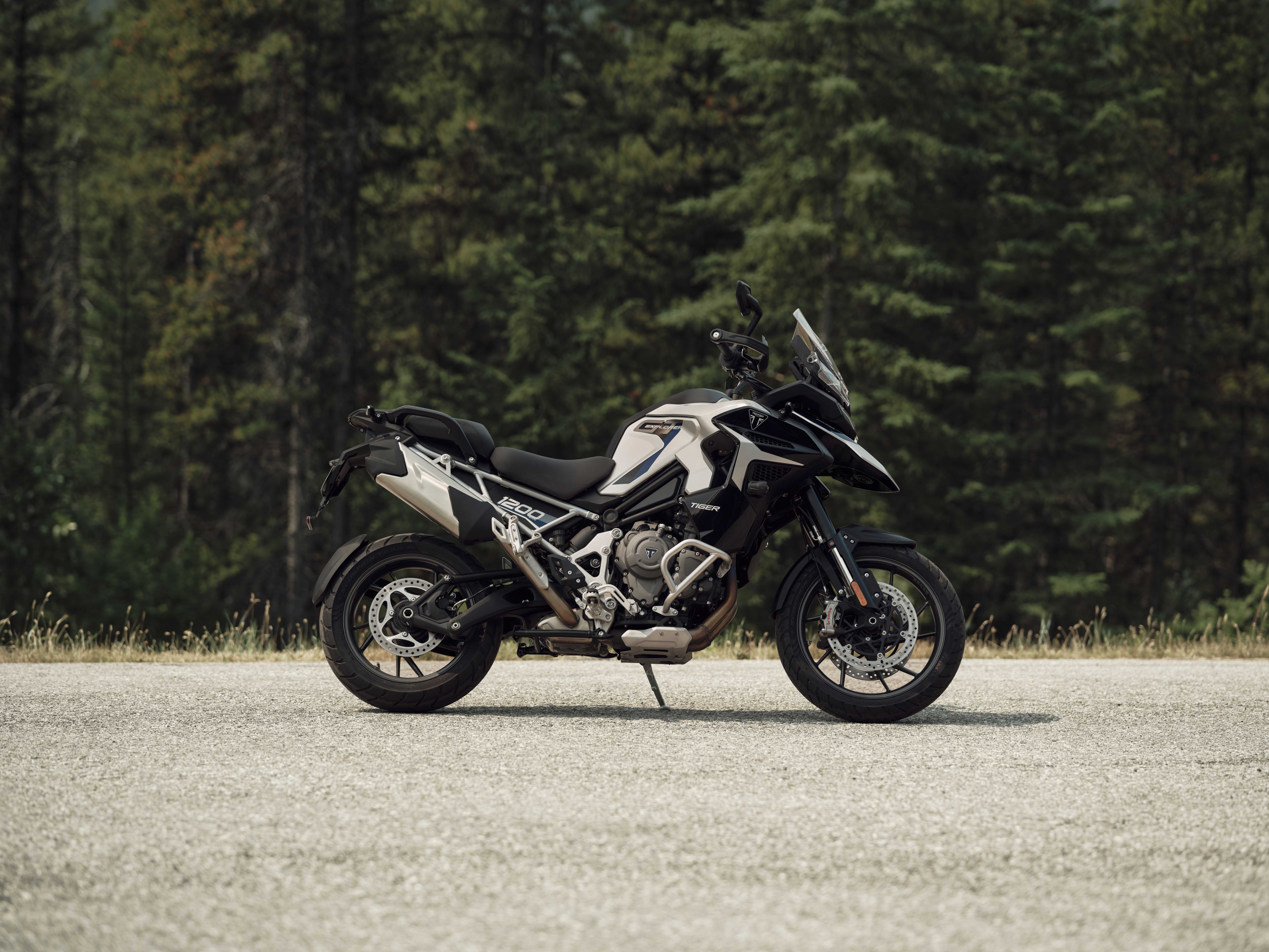 Right side view of Tiger 1200 GT Explorer
