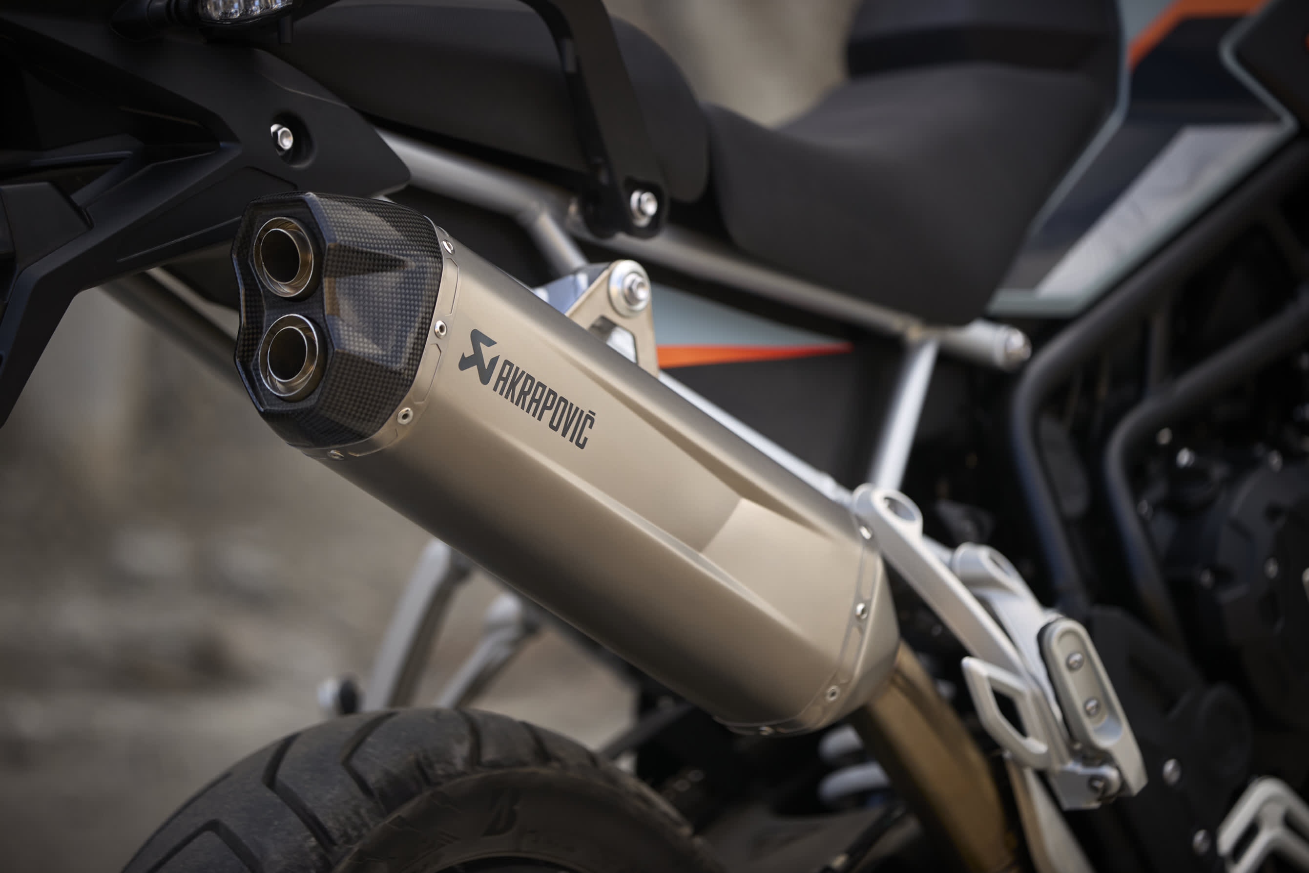 Tiger 900 Alpine Edition Akrapovic Silencer