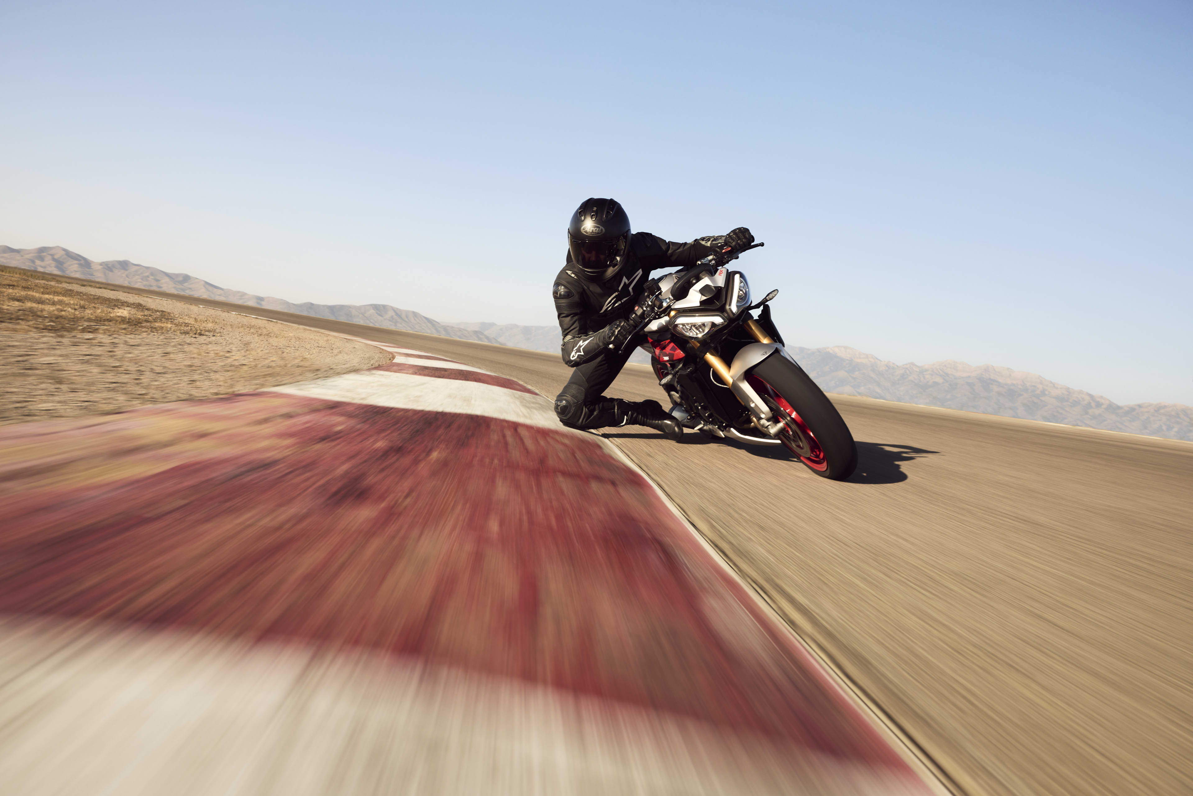 MANIABILITÉ PRÉCISE Triumph Street Triple 765 RX