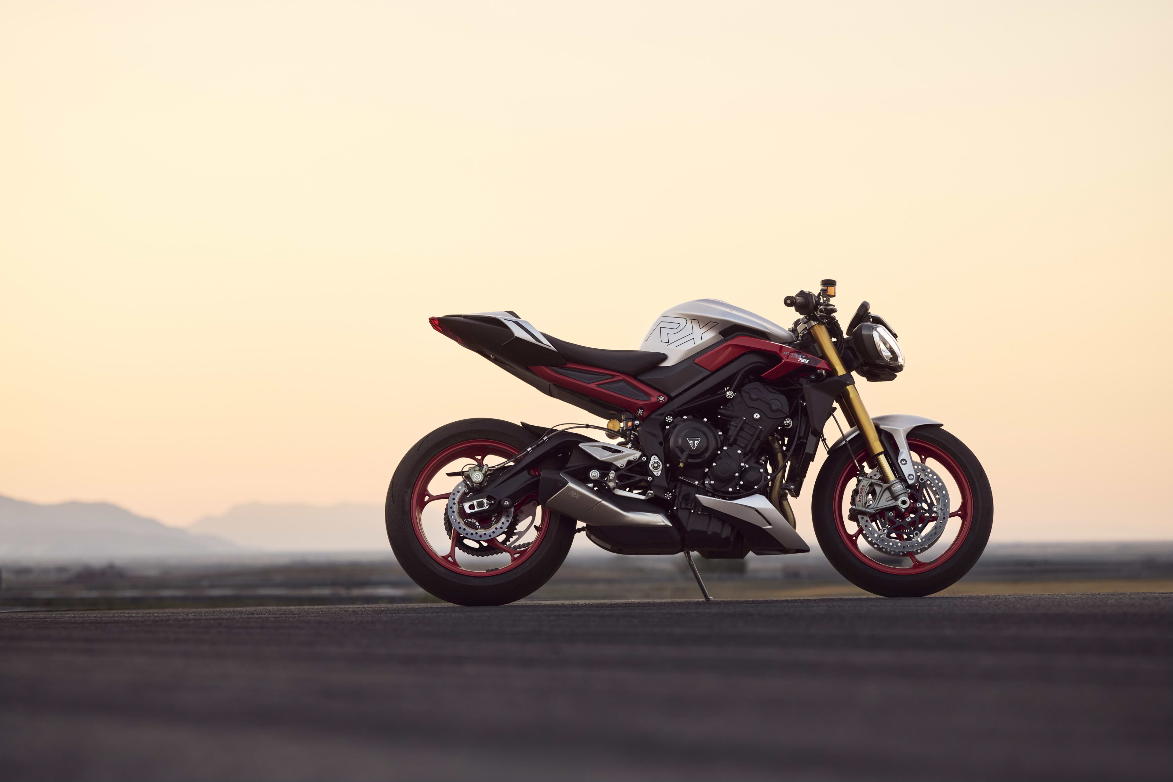 Street Triple 765