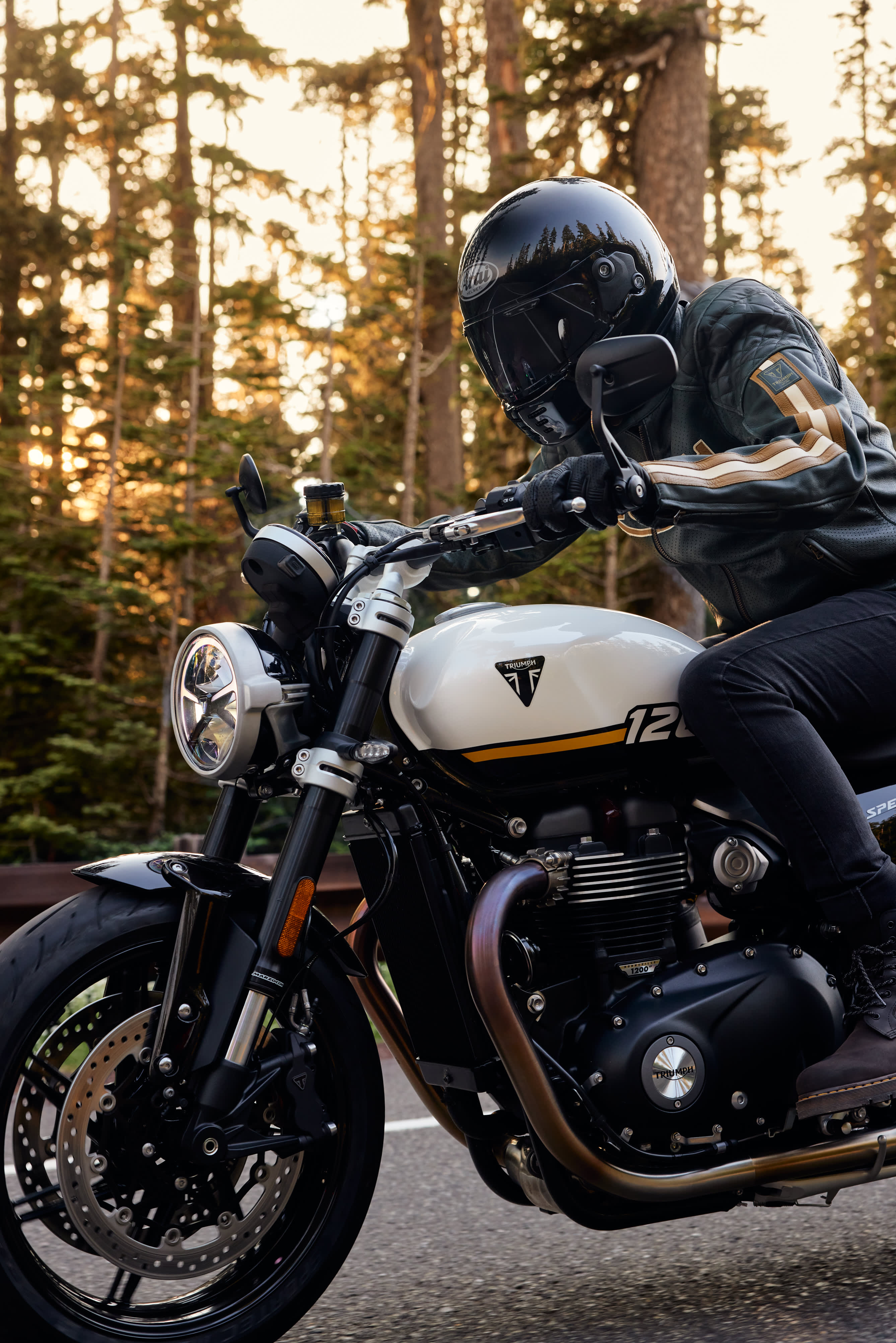 Close side view shot of rider on Triumph Speed Twin 1200