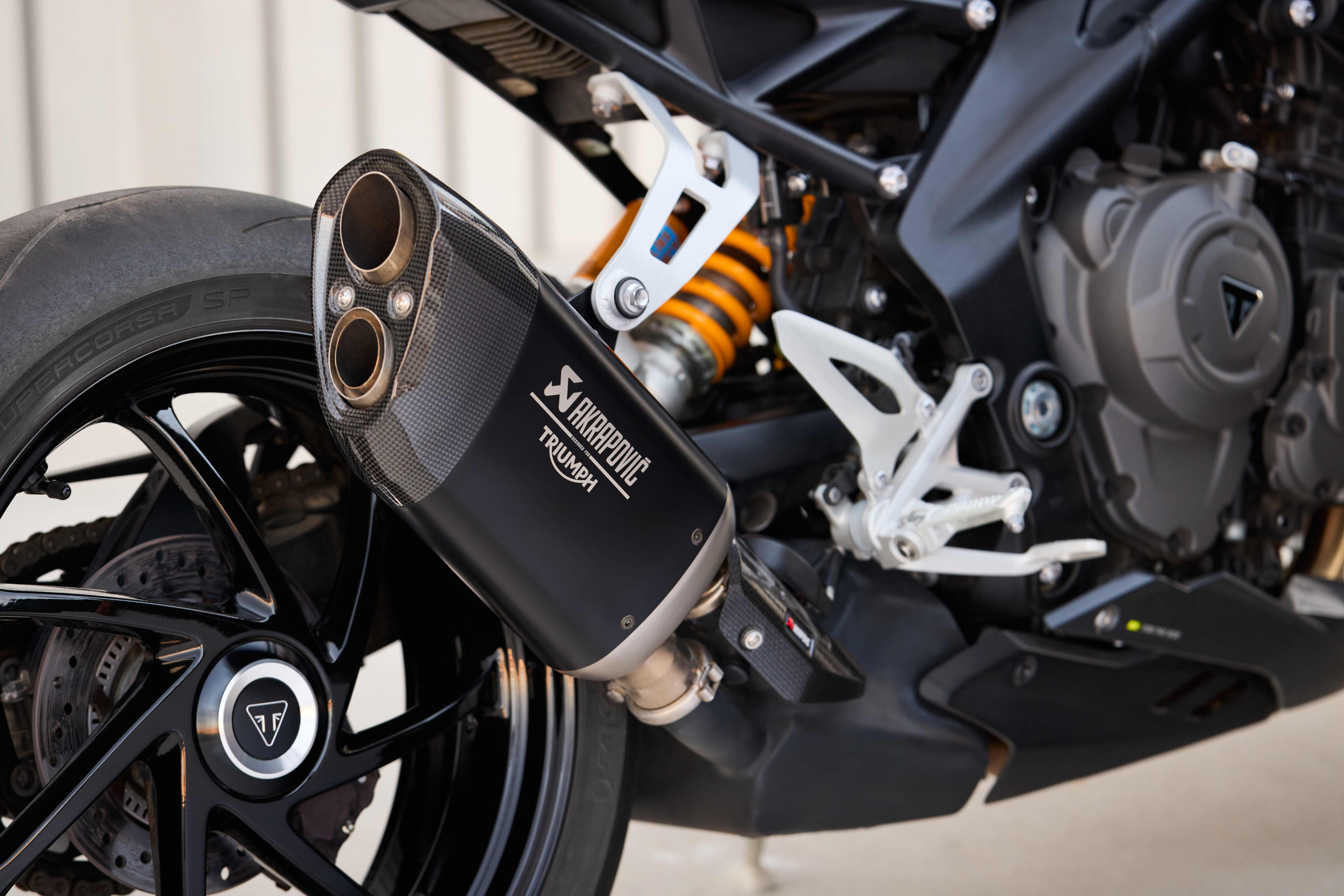 Akrapovic Silencer