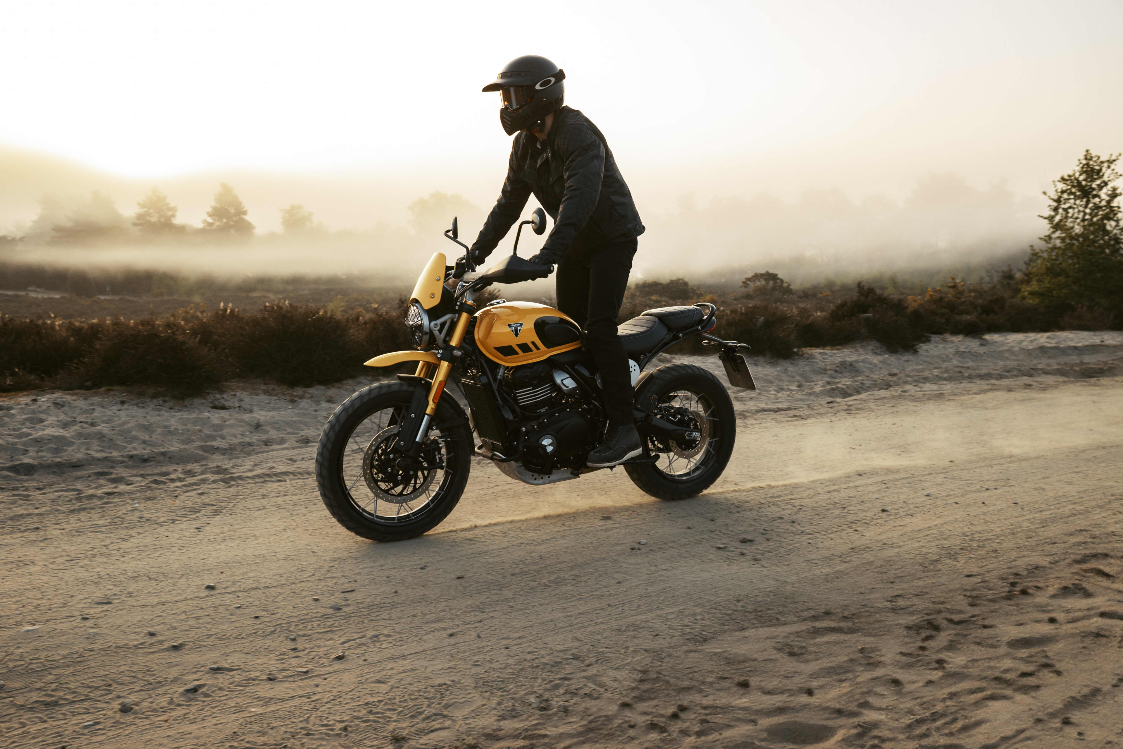 Triumph Scrambler 400 XC clip of riding 