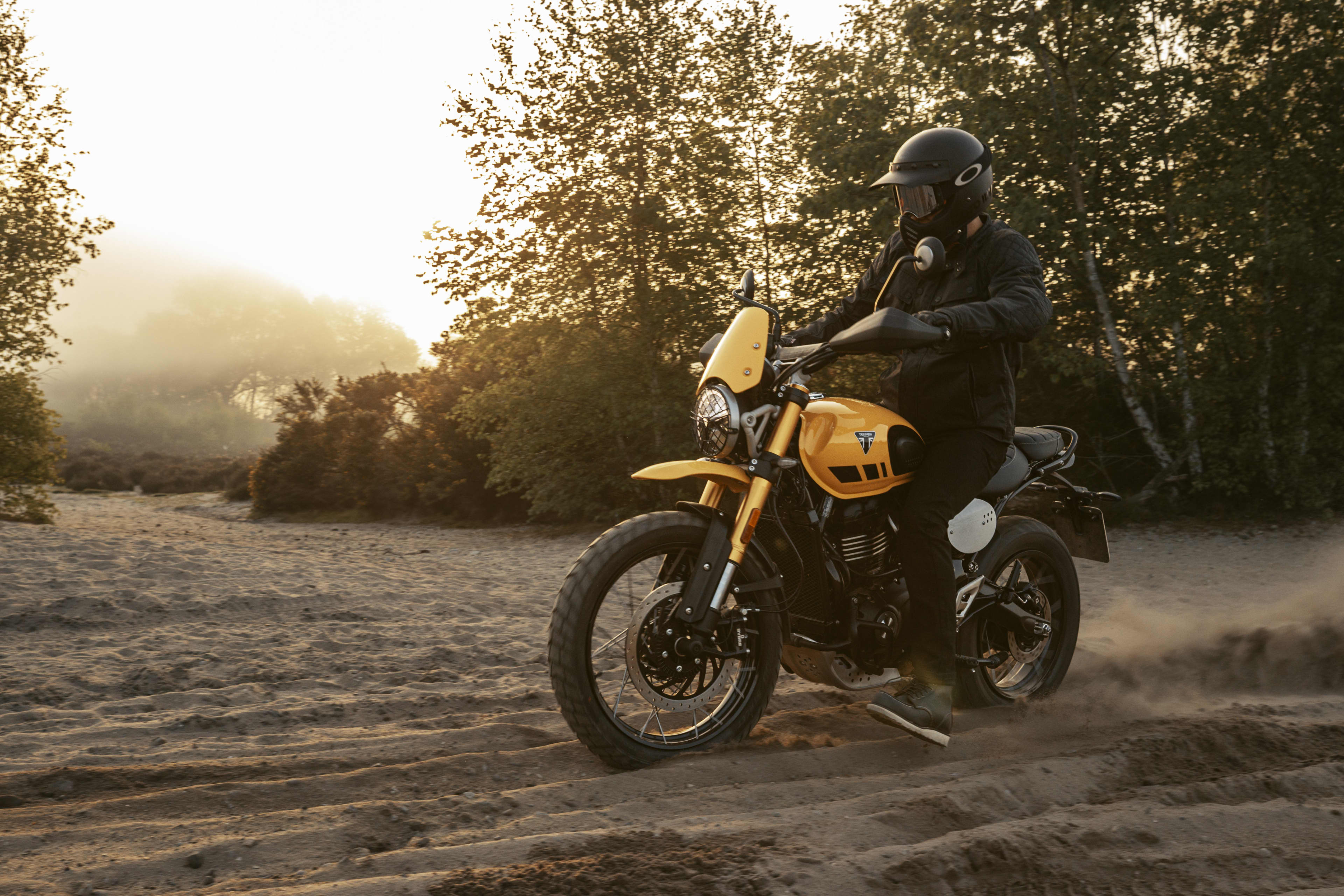 Scrambler 400 XC front view of bike with rider 
