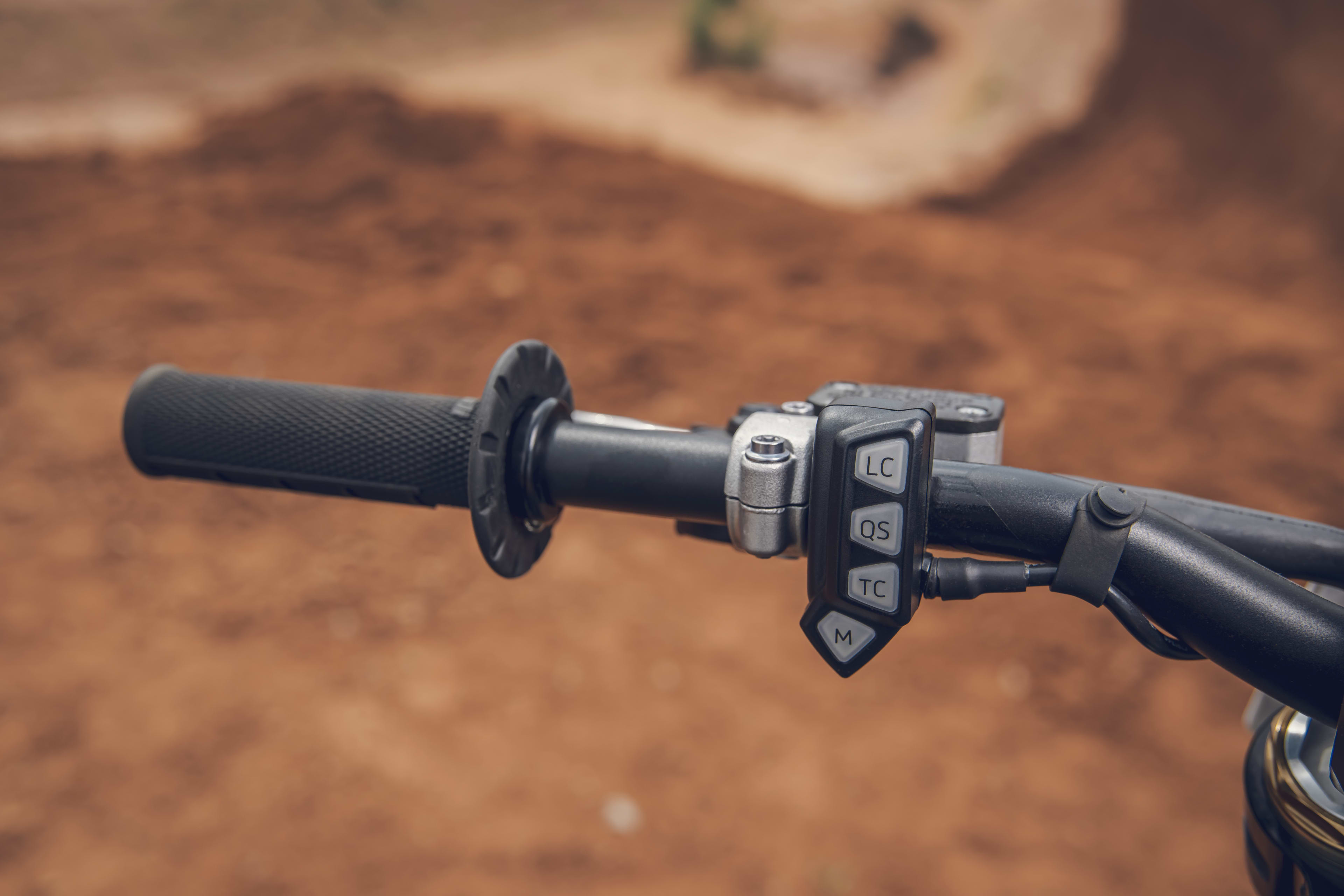 ProTaper handlebars on the TF 450-X motorcycle