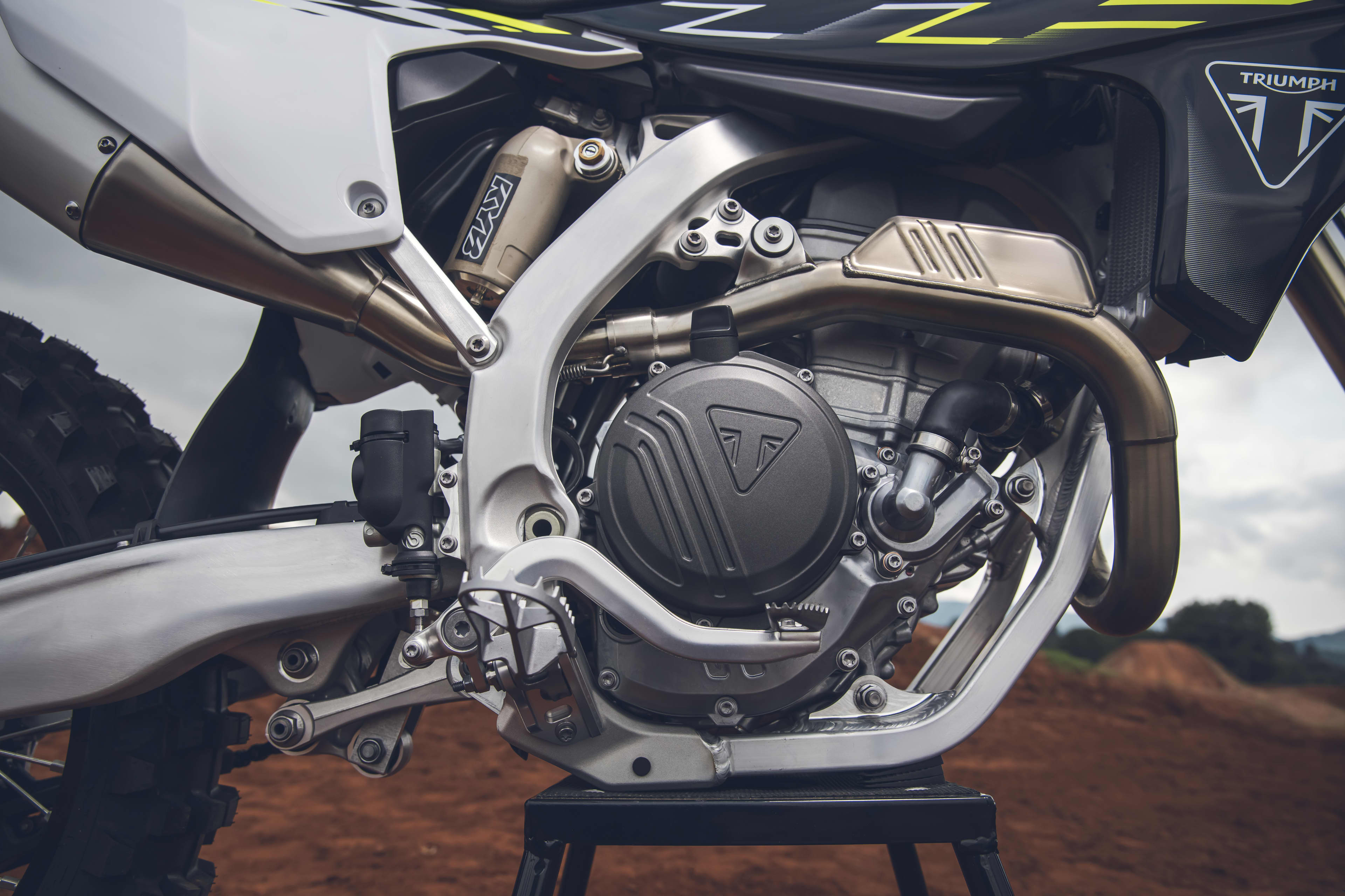 Triumph TF 250-X (MY26) engine close up