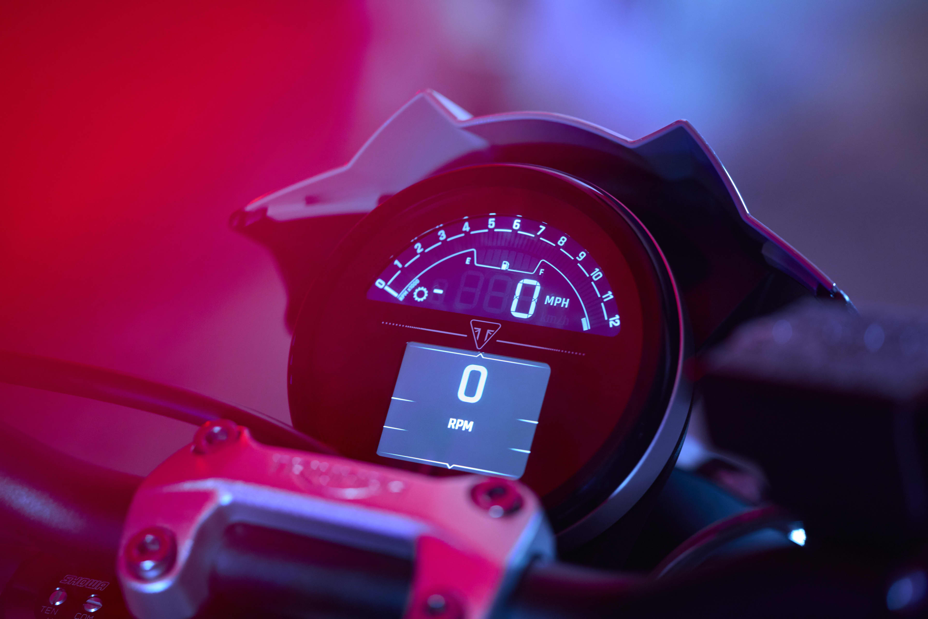 Trident 800 motorcycle instruments