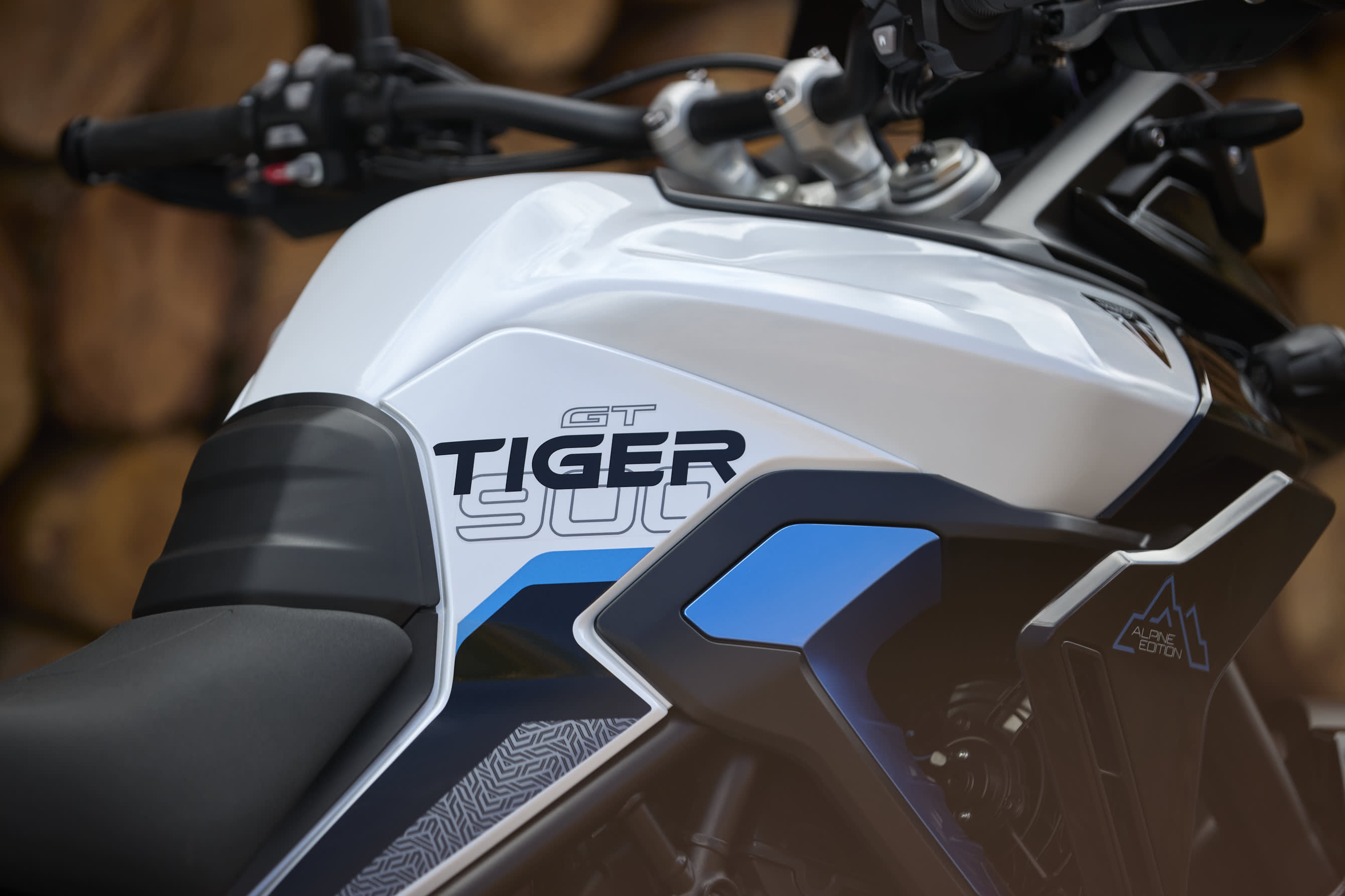 Tiger 900 Alpine Tank