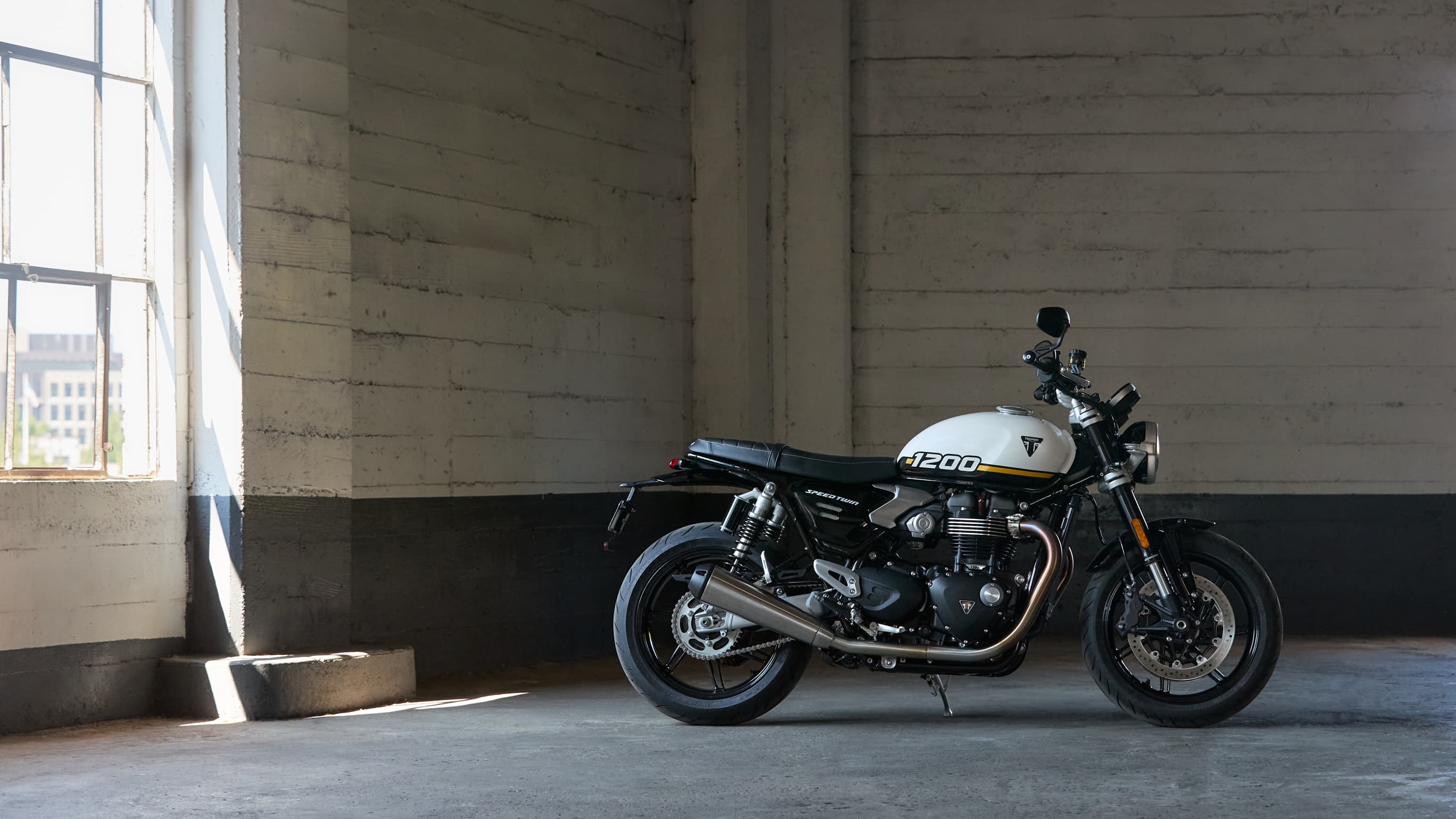 Speed Twin 1200 Models