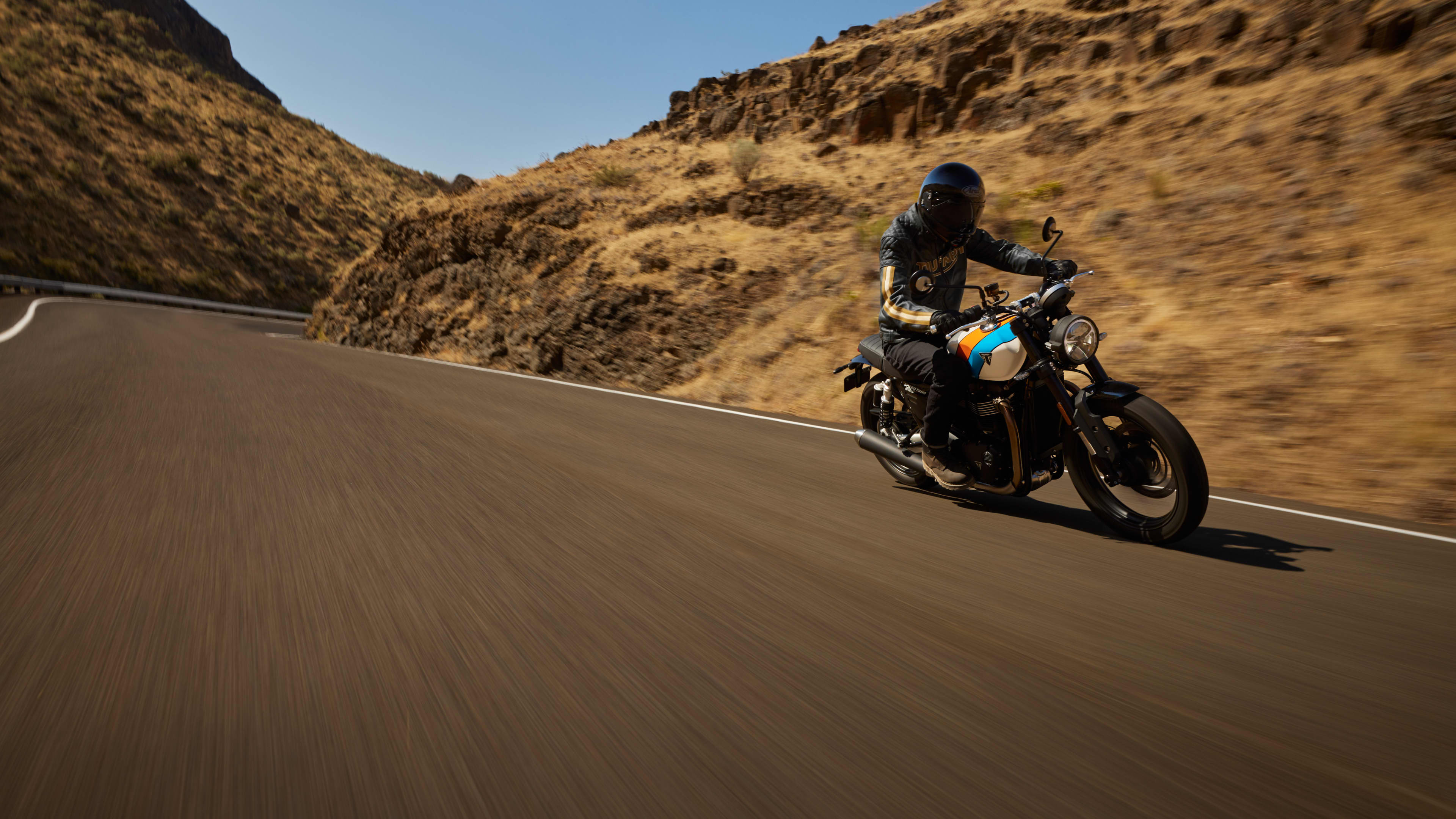 Speed Twin 900