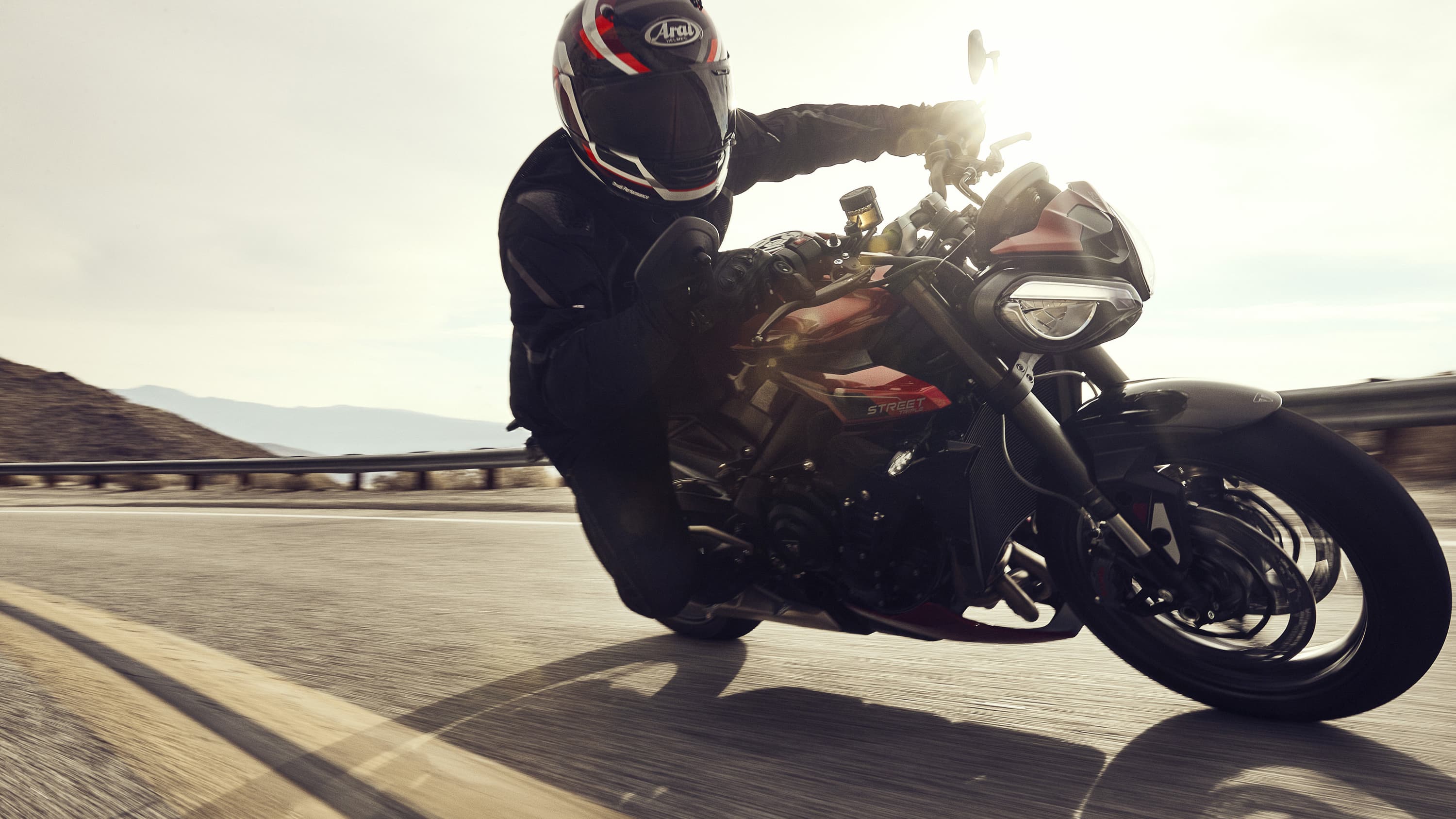 Street Triple RS E RX: Più Emozioni, Più Vantaggi
