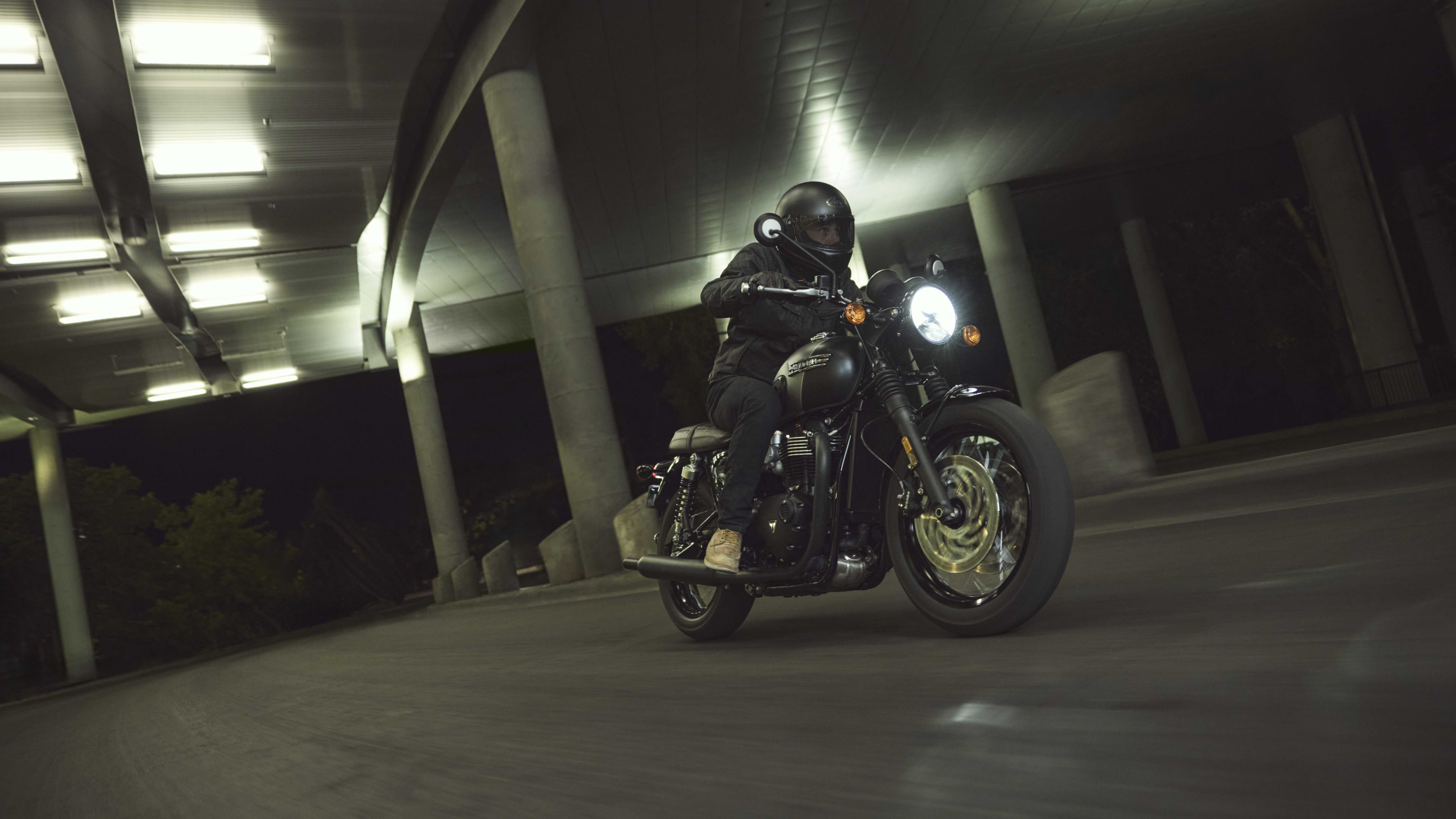 NOUVELLE Bonneville T120 Black Classic