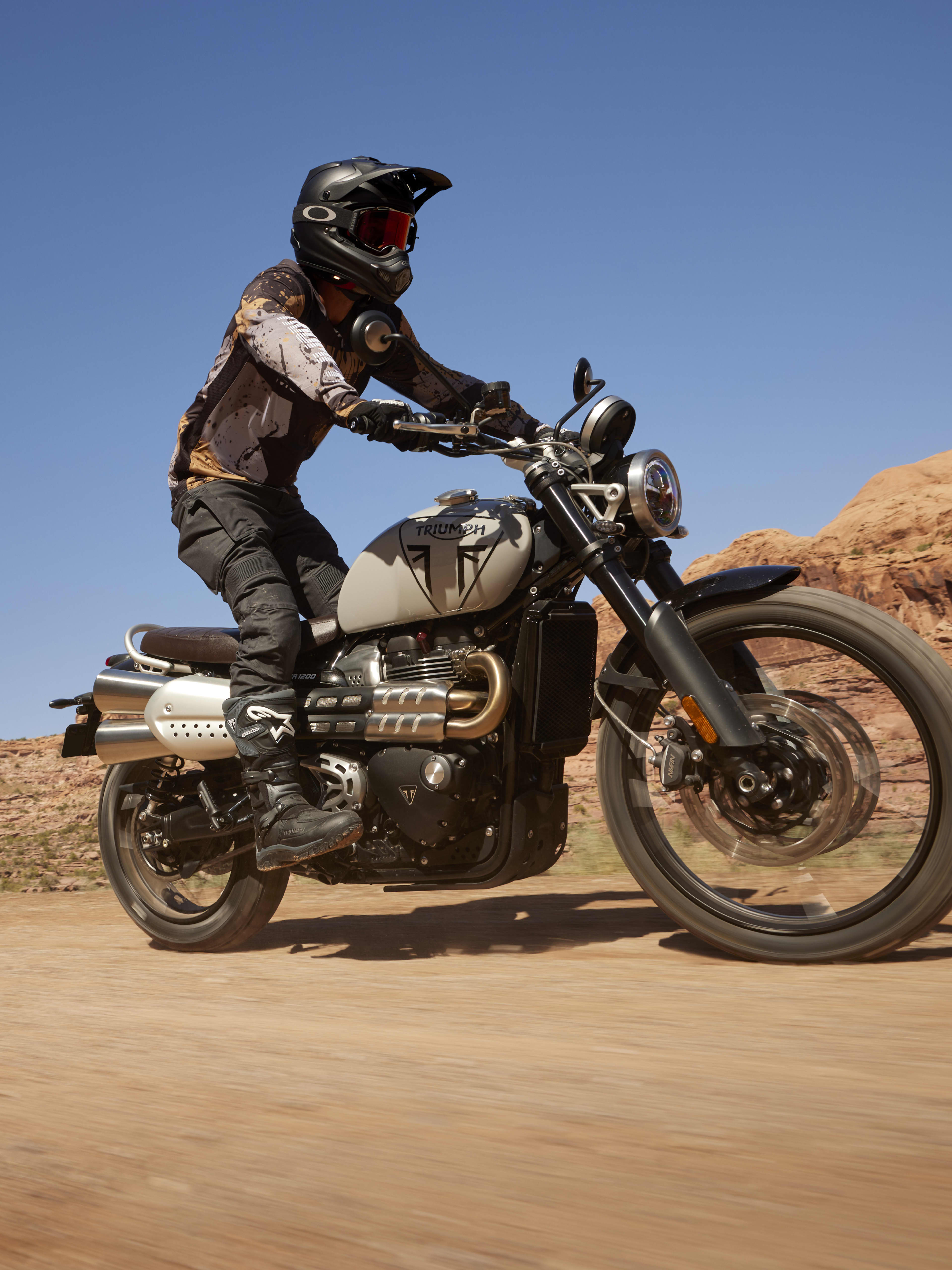 Design und Vielseitigkeit einer Scrambler Triumph Scrambler 1200 X motorcycle