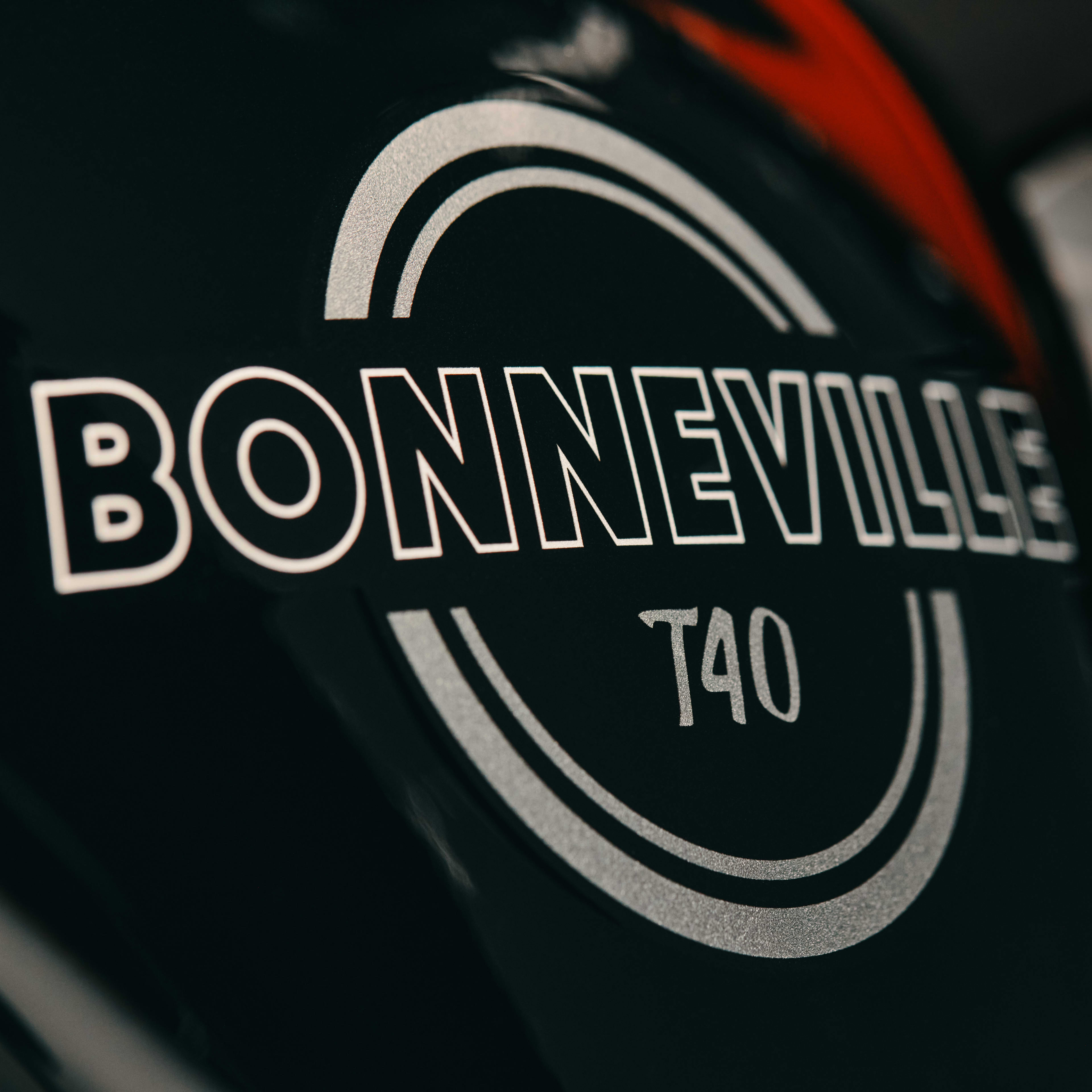 Conçu et finalisé selon les normes qui définissent le nom Bonneville.