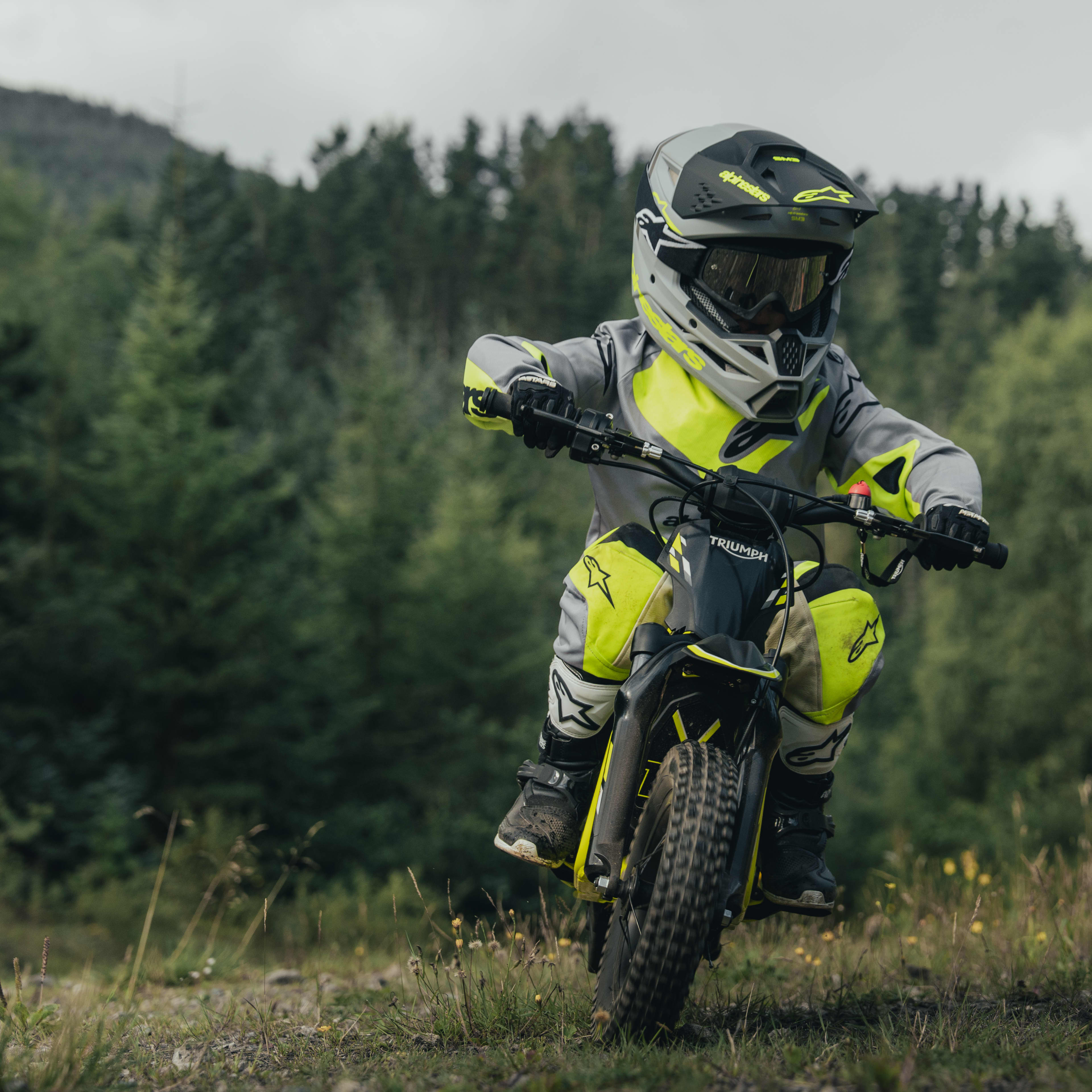 The TXP-12’s onboard electronics deliver refined performance and intelligent diagnostics to give young riders the best experience and give parents full confidence.