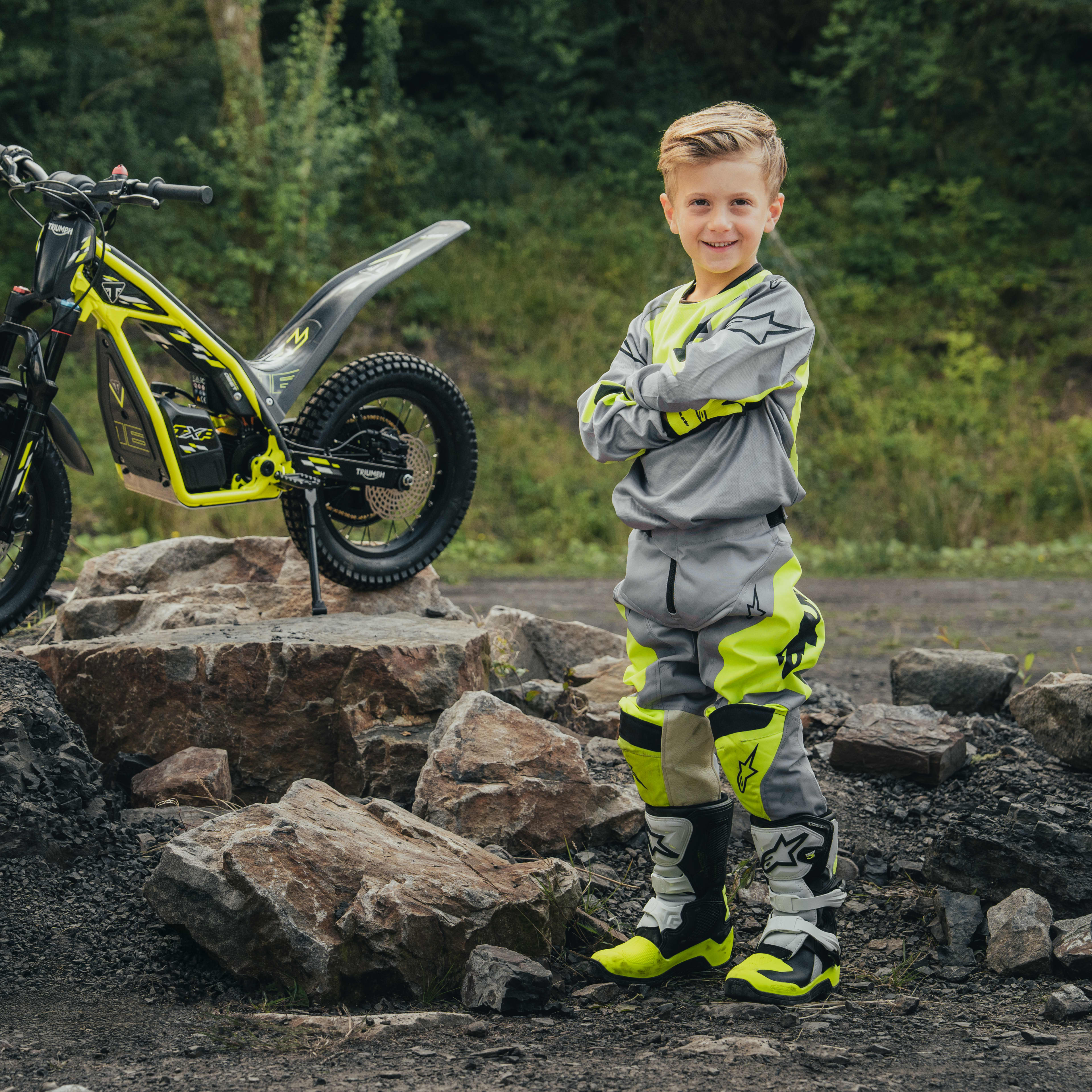 The TXP-16 is built tough but light, with bold Triumph styling and a two-in-one modular setup to support trials and trail riding.