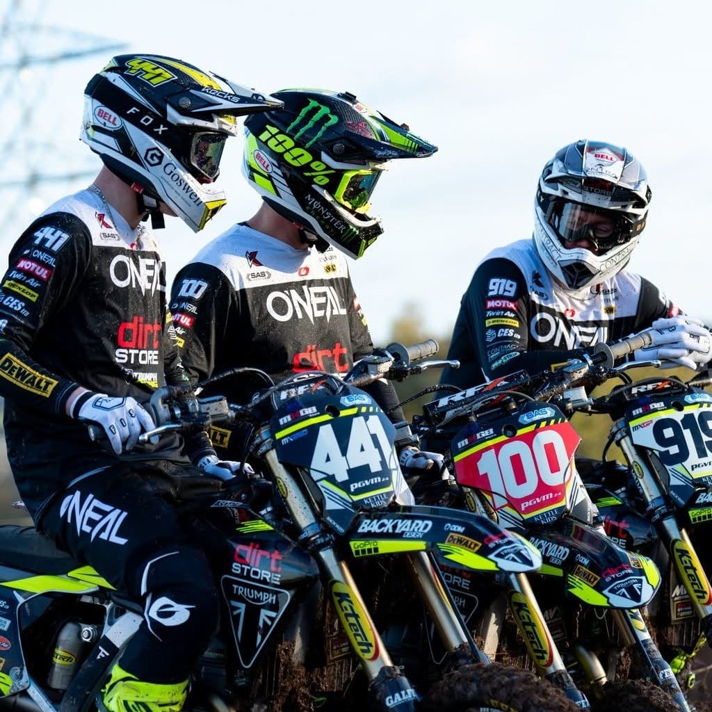Some of the Dirt Store Triumph Racing team may be on site to meet customers, support riding sessions and bring atmosphere of the race paddock to each event. 