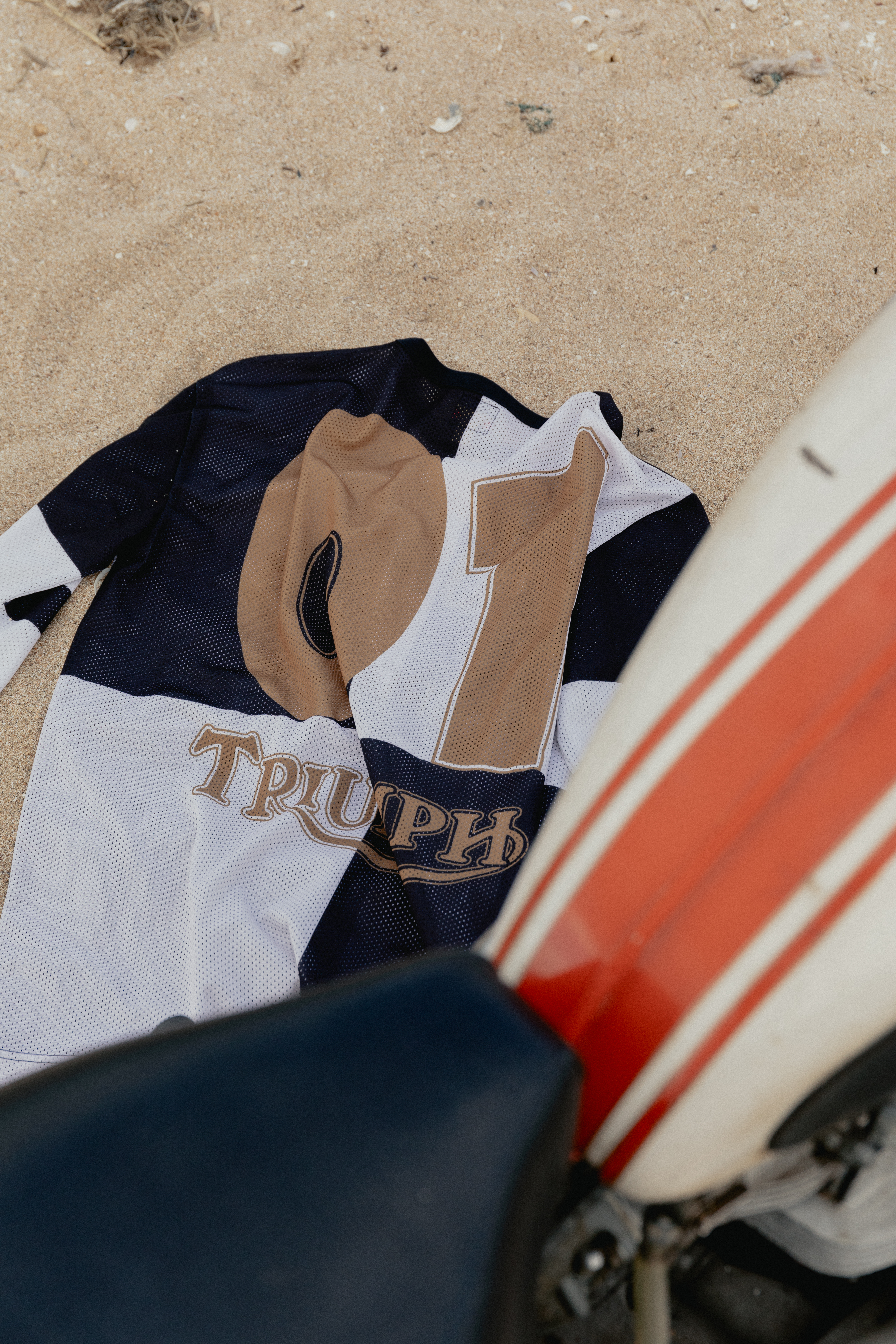 No. 01 Heritage Racing Mesh Jersey | Triumph Heritage