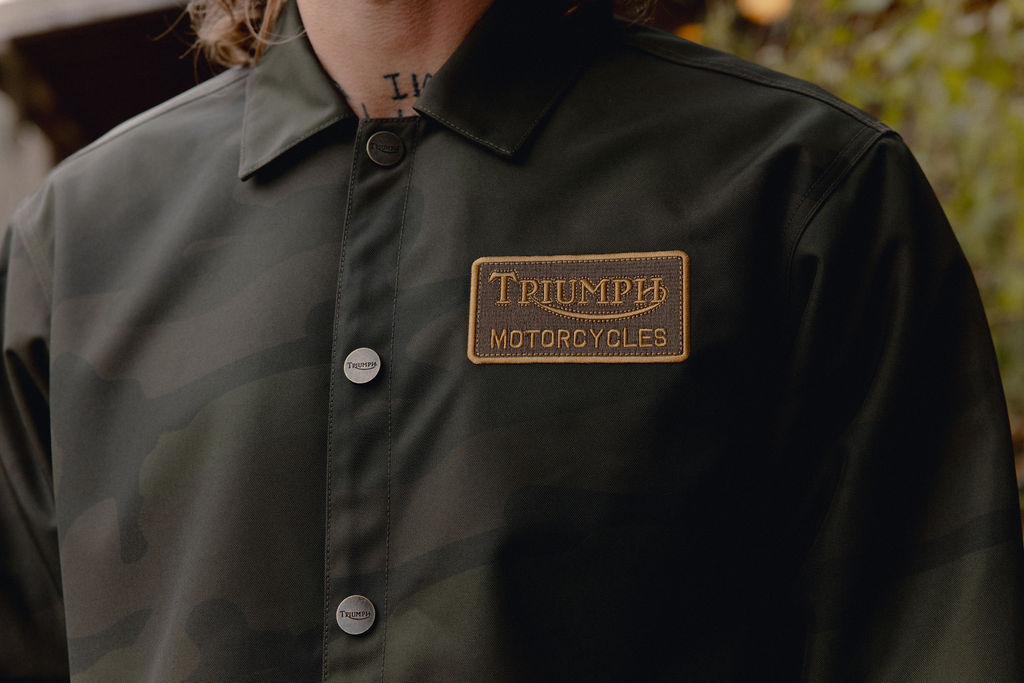 TRIUMPH コーチジャケット Lサイズ オリーブ　新品 楽天市場】コーチジャケット オリーブの通販 TRIUMPH コーチジャケット